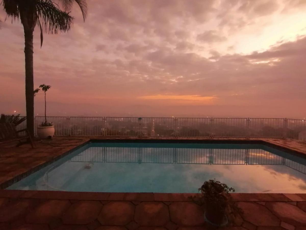 Palm View Guest House Pretoria-Noord Exterior foto